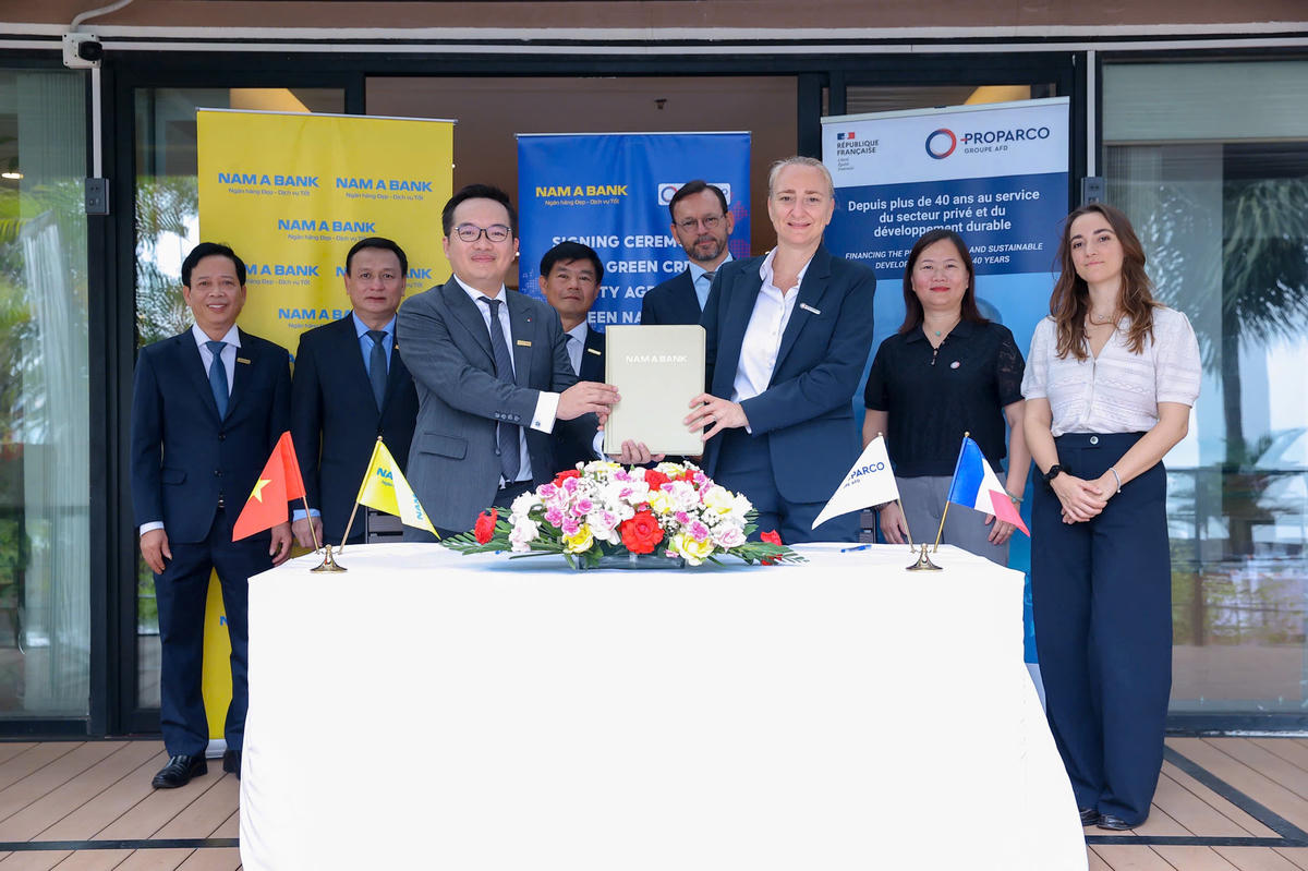 Nam A Bank ký khoản tín dụng xanh 30 triệu USD với Proparco. (Thời báo Ngân hàng)