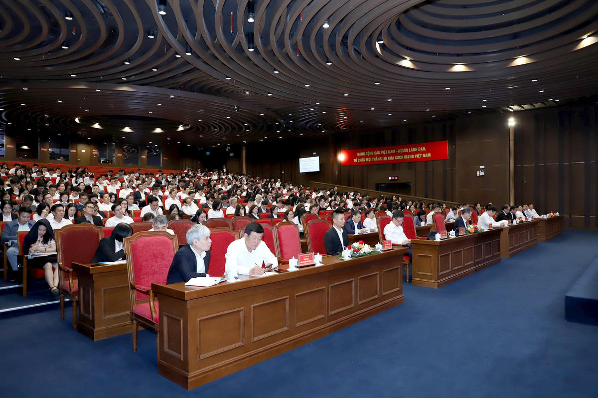Hội nghị quán triệt, triển khai thực hiện Văn kiện Đại hội đại biểu toàn quốc lần thứ XIV của Đảng trong Tòa án nhân dân ngày 16/3/2026.