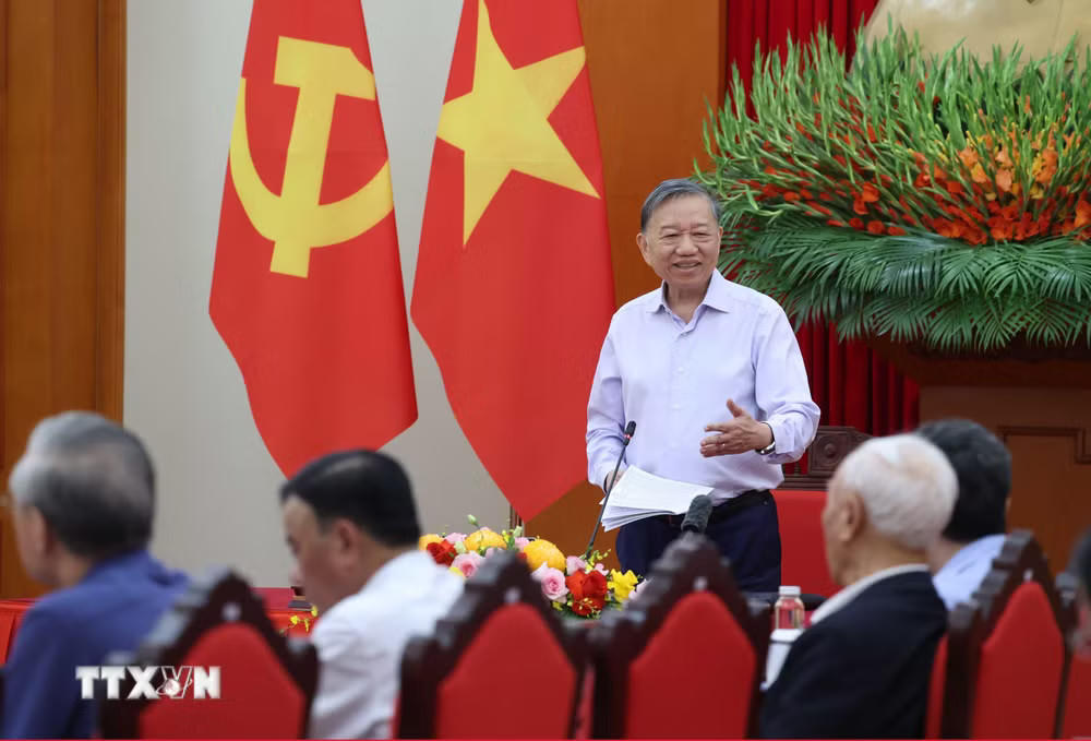 Tổng Bí thư, Chủ tịch nước Tô Lâm phát biểu. (Ảnh: Thống Nhất/TTXVN) ttxvn-tong-bi-thu-chu-tich-nuoc-to-lam-chu-tri-phien-hop-thu-hai-ban-chi-dao-tong-ket-100-nam-dang-lanh-dao-cach-mang-viet-nam-1709-4.jpg