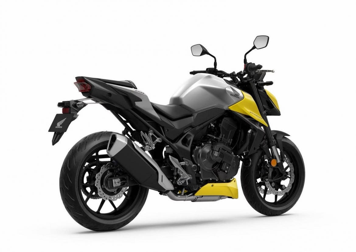 Honda CB750 Hornet 2026 thêm E-Clutch, giá bán thấp hơn bản cũ. (Ảnh: Honda)
