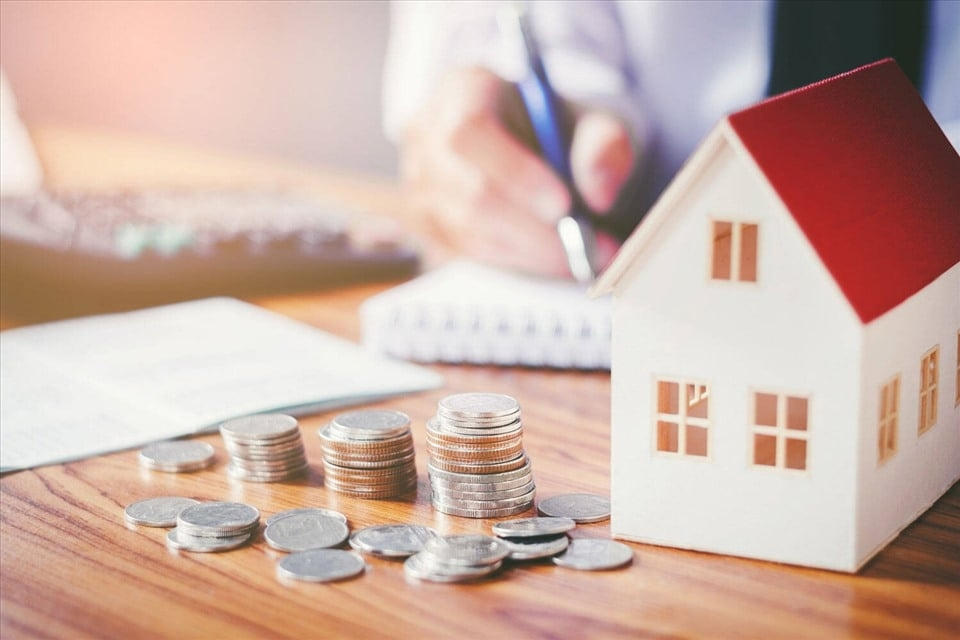Cá nhân chuyển nhượng bất động sản có thể được miễn thuế TNCN trong một số trường hợp được pháp luật quy định. (Ảnh minh họa)