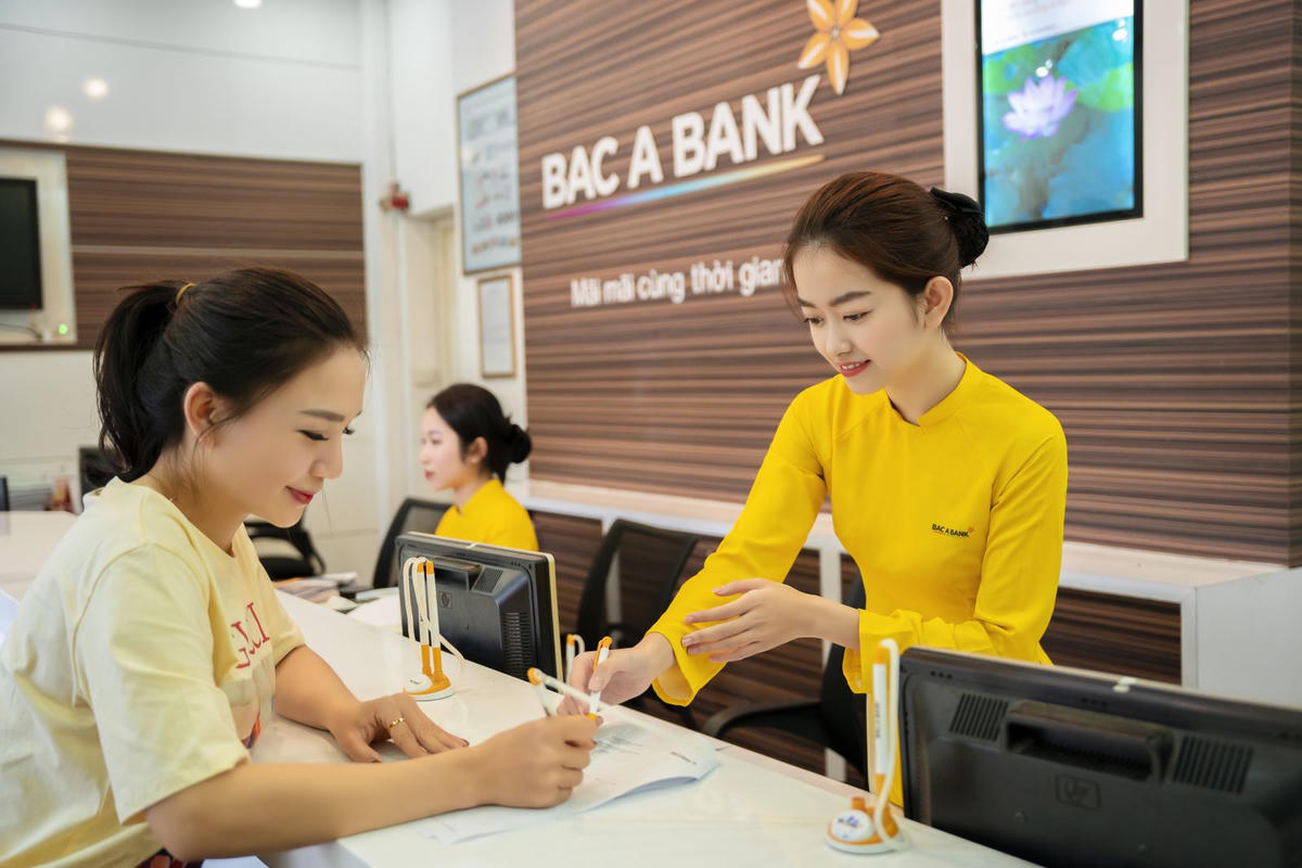 BAC A BANK phát hành trái phiếu kỳ hạn 7 năm, biên độ lãi suất tối đa 3,1%/năm. (Ảnh minh họa)