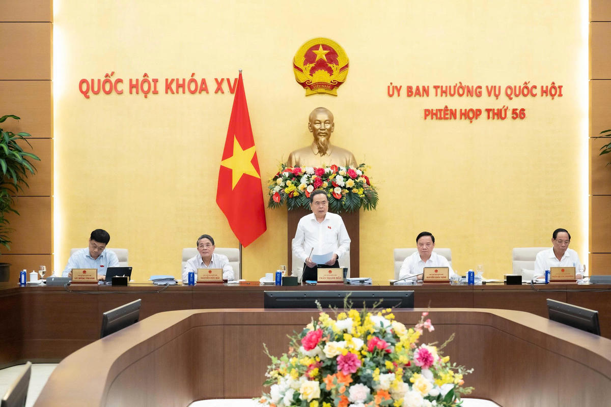 Ủy ban Thường vụ Quốc hội cho ý kiến về việc giải trình, tiếp thu, chỉnh lý dự án Bộ luật Hình sự (sửa đổi). Ảnh:quochoi.vn