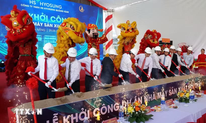 Tập đoàn Hàn Quốc rót thêm 100 triệu USD vào dự án sản xuất sợi, thảm tại Đà Nẵng. (Ảnh: Quốc Dũng/TTXVN)