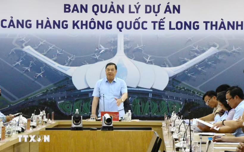 Phó Thủ tướng Thường trực Phạm Gia Túc phát biểu tại buổi làm việc. (Ảnh: Công Phong/TTXVN)
