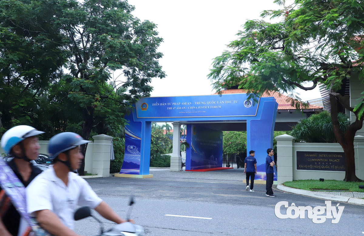 Dien-dan-tu-phap-Asean-Trung Quoc_5057