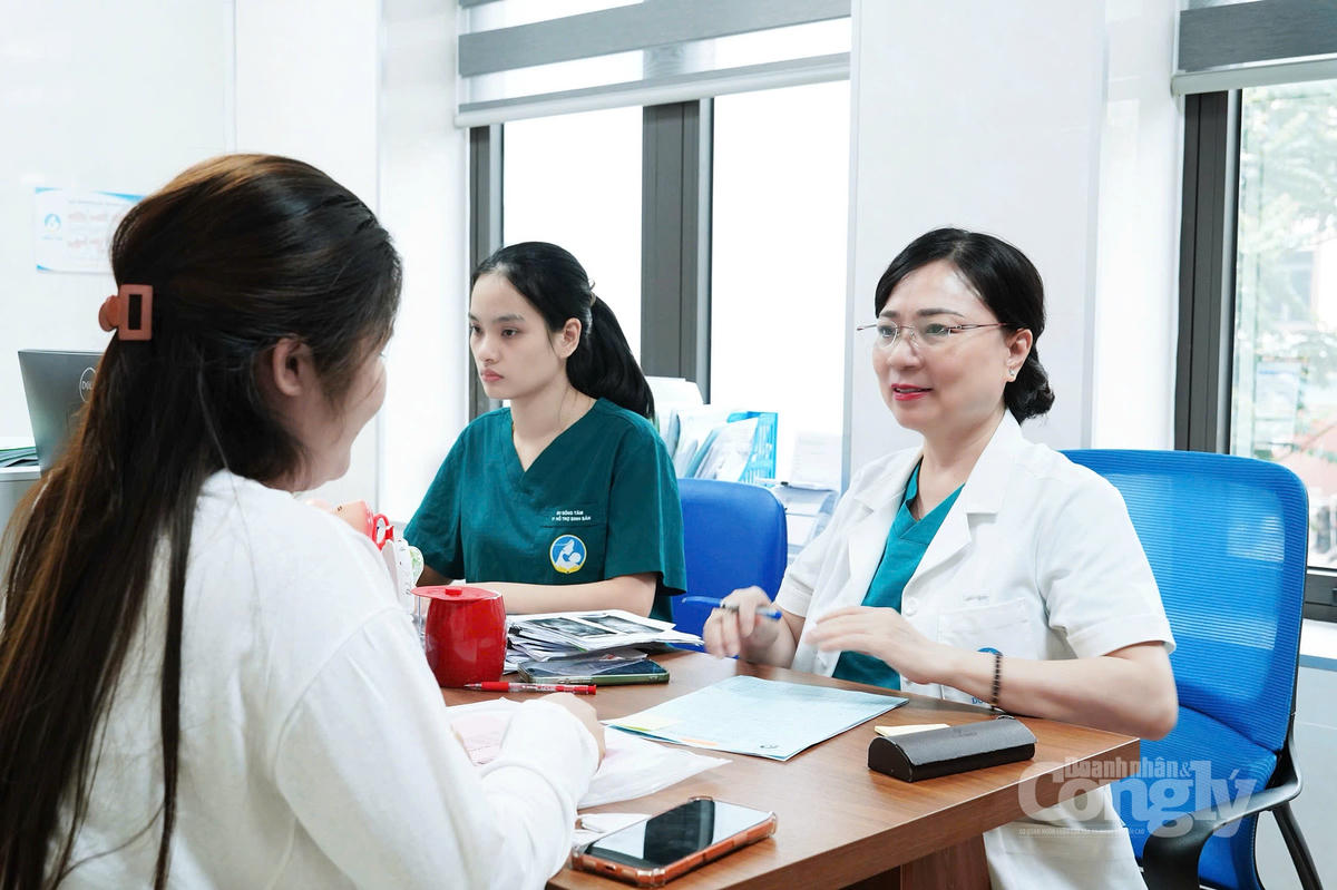 BSCKI Nguyễn Thị Nhã tư vấn, đồng hành cùng người bệnh bằng chuyên môn vững vàng, kinh nghiệm dày dặn và uy tín trong lĩnh vực hỗ trợ sinh sản.