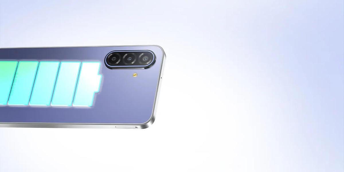 Máy được trang bị pin 5.000mAh, hỗ trợ sạc nhanh 25W; củ sạc được bán riêng. Ảnh: Samsung.