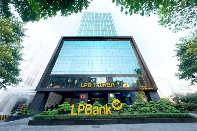 LPBank ghi nhận thu nhập ngoài lãi gần 7.500 tỷ đồng sau 9 tháng. (Ảnh minh họa)