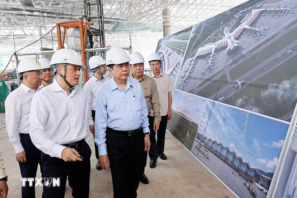Chủ tịch Quốc hội Trần Thanh Mẫn nhấn mạnh tinh thần "3 không" trong thực hiện dự án phục vụ APEC 2027- Ảnh 3.