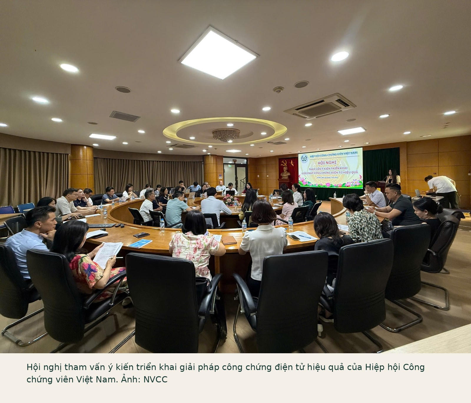 Bảo đảm an toàn pháp lý cho doanh nghiệp trong kỷ nguyên công chứng số