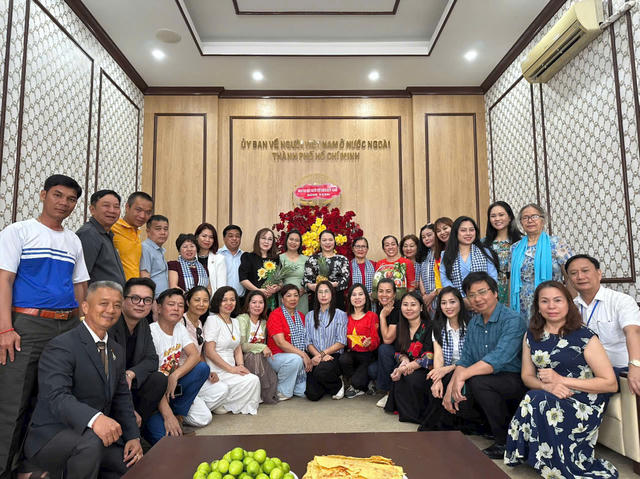 TP.HCM họp mặt 1.000 kiều bào mừng Xuân Bính Ngọ 2026 TP.HCM họp mặt 1.000 kiều bào mừng Xuân Bính Ngọ 2026