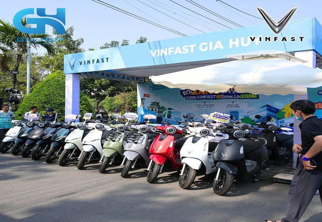 Vingroup triển khai chương trình ưu đãi chuyển đổi sang xe điện VinFast