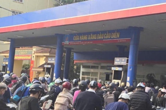 Giá xăng dầu giữ nguyên, chi sử dụng Quỹ bình ổn giá xăng dầu từ 4000 đến 5000 đồng