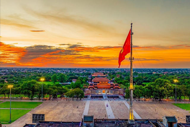 Huế miễn phí tham quan di tích