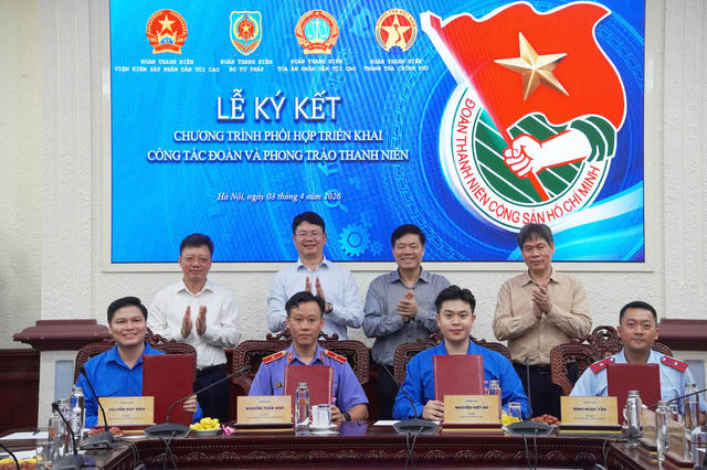Đẩy mạnh công tác Đoàn và phong trào thanh niên trong khối Nội chính Đẩy mạnh công tác Đoàn và phong trào thanh niên trong khối Nội chính