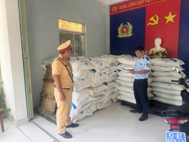 Đà Nẵng: Tịch thu 6 tấn đường tinh luyện nhập lậu