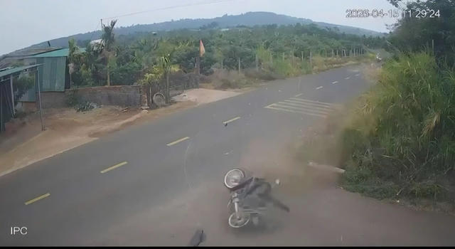 Điều tra nguyên nhân khiến nam sinh tử vong trên quốc lộ 29 tại Đắk Lắk