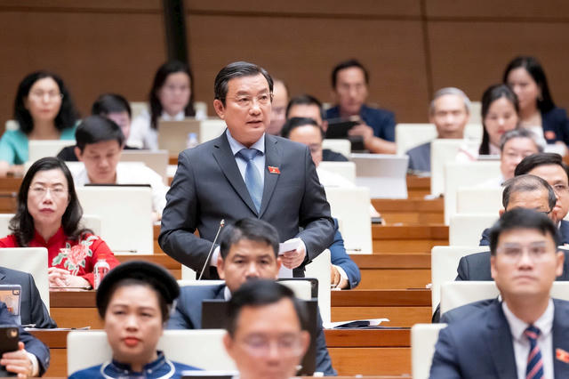 Quốc hội thảo luận kế hoạch kinh tế 2025-2030, tập trung tăng trưởng, nâng cao vai trò kinh tế tư nhân