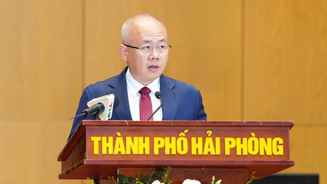 Phê chuẩn lãnh đạo UBND thành phố Hải Phòng và Đà Nẵng