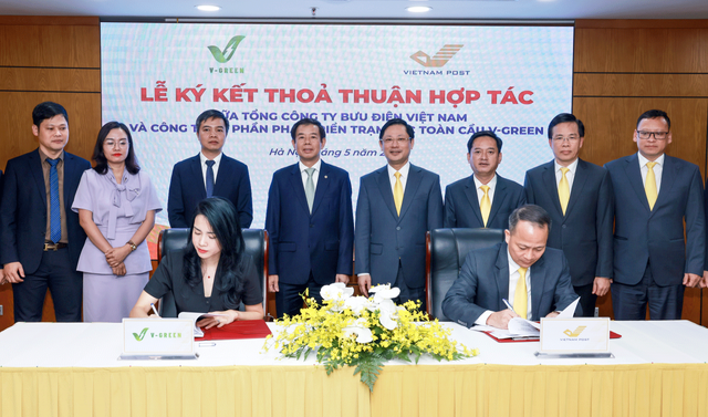 V-Green và Vietnam Post triển khai hơn 16.000 tủ đổi pin xe điện trên toàn quốc