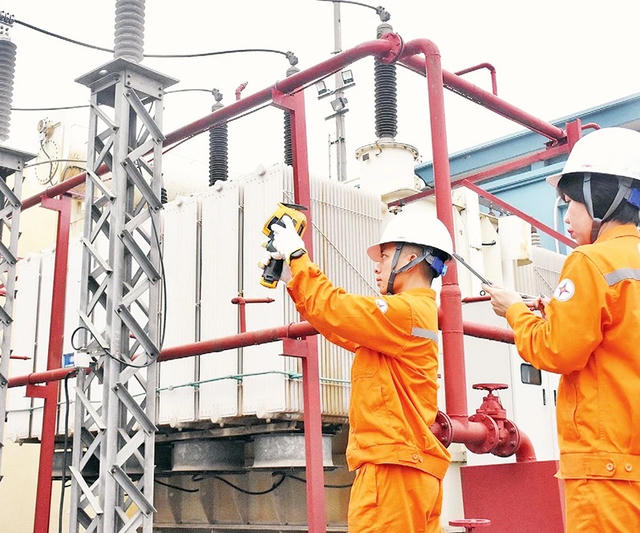 Hà Nội lập kỷ lục tiêu thụ điện giữa cao điểm nắng nóng