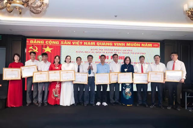Tạo điều kiện để lực lượng doanh nhân phấn đấu vào Đảng
