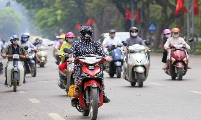 Thời tiết ngày 17/8: Bắc Bộ, Trung Bộ nắng gắt, chiều tối mưa lớn