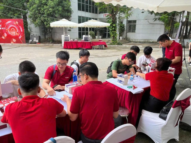 Agribank tăng nguồn lực hỗ trợ học sinh, sinh viên trước năm học mới