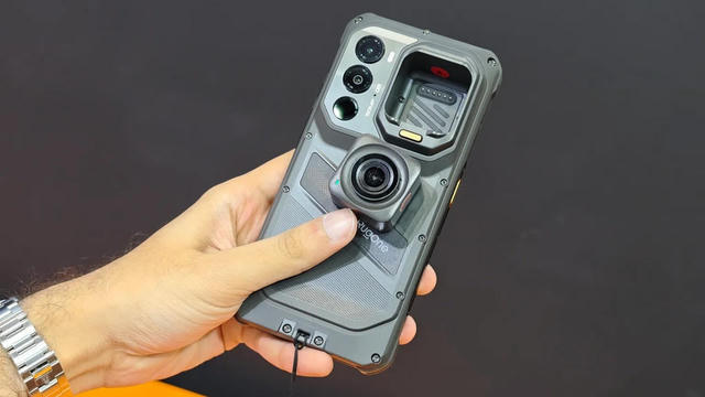 Cận cảnh RugOne Xsnap 7 Pro - smartphone có camera tháo rời