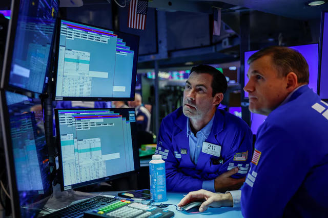 Chứng khoán thế giới sáng 17/9: Dow Jones mất 631 điểm, cổ phiếu chip châu Á nổi sóng