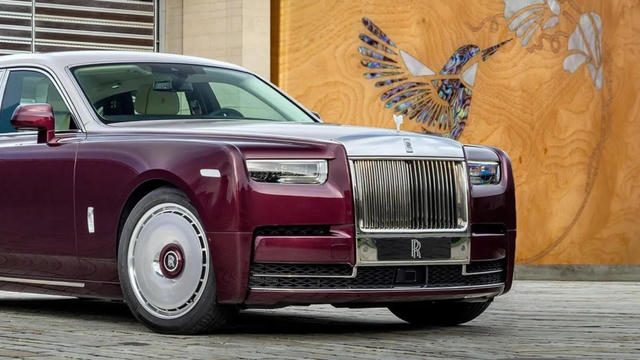 Cận cảnh Rolls-Royce Phantom Hummingbird độc bản khảm vỏ bào ngư