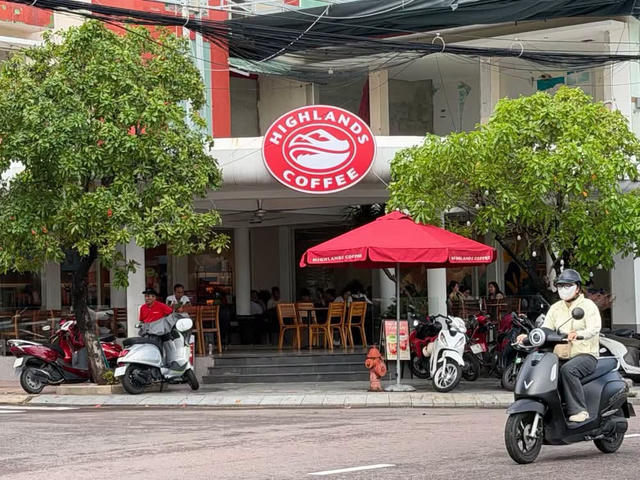 Viet Thai International chi 2.300 tỷ đồng, dự kiến nắm 51% Highlands Coffee