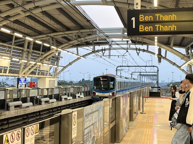 TP.HCM chuẩn bị đầu tư 3 tuyến metro hơn 254.000 tỷ đồng TP.HCM chuẩn bị đầu tư 3 tuyến metro hơn 254.000 tỷ đồng