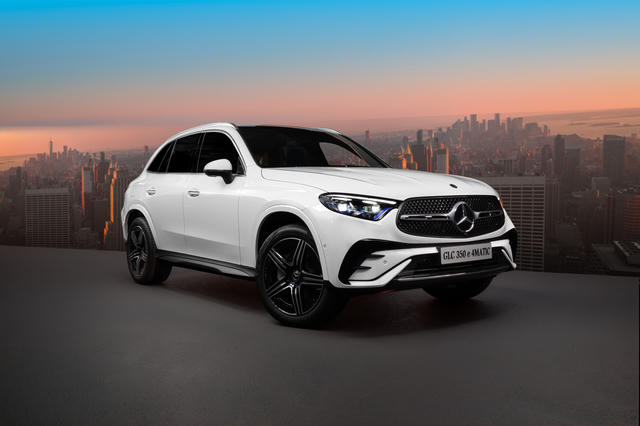 Doanh nhân có thêm lựa chọn SUV hạng sang plug-in hybrid gần 3 tỷ đồng