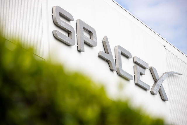 SpaceX mua quyền sử dụng tần số 800MHz trên toàn nước Mỹ SpaceX mua quyền sử dụng tần số 800MHz trên toàn nước Mỹ