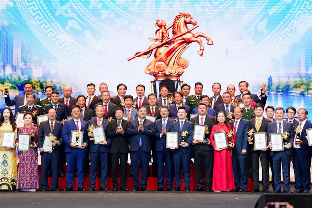 Chính phủ kiến tạo, doanh nghiệp tiên phong thúc đẩy tăng trưởng Chính phủ kiến tạo, doanh nghiệp tiên phong thúc đẩy tăng trưởng