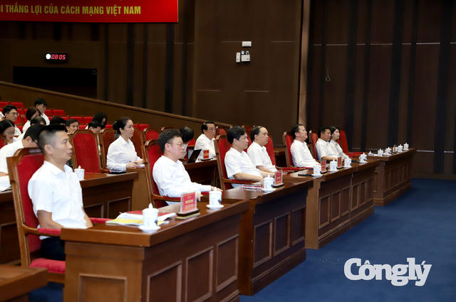 Đảng ủy TANDTC kết nối Hội nghị quán triệt, triển khai thực hiện Nghị quyết Trung ương 4