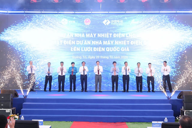 Khởi công nhà máy điện LNG hơn 40.000 tỷ đồng tại Quảng Trị Khởi công nhà máy điện LNG hơn 40.000 tỷ đồng tại Quảng Trị