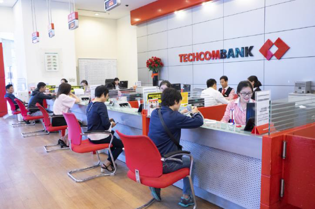 Techcombank giảm lãi suất cho vay đến 2%/năm, hỗ trợ doanh nghiệp
