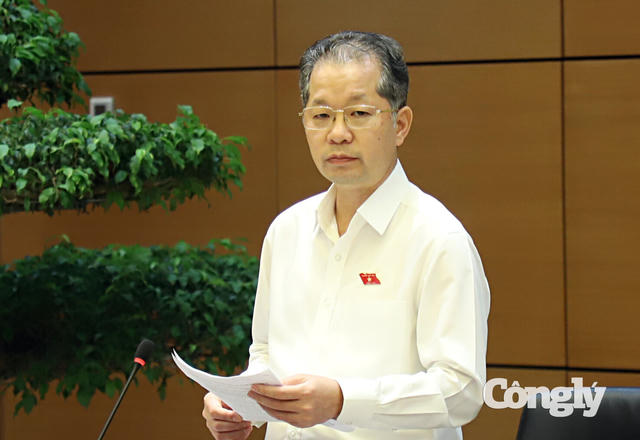 Đại biểu Quốc hội đề nghị siết hậu kiểm, quản lý kinh doanh thực phẩm trên không gian mạng Đại biểu Quốc hội đề nghị siết hậu kiểm, quản lý kinh doanh thực phẩm trên không gian mạng