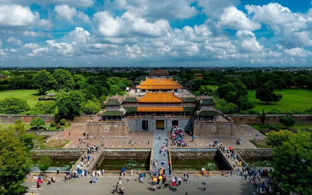 Huế đón 6,9 triệu lượt khách, hướng tới mục tiêu 7,5 triệu lượt trong năm 2026